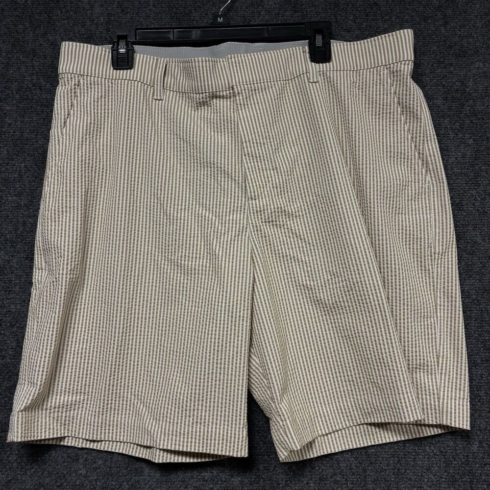 EUC Nike Golf Seersucker performance dri fit Mens 38 Khaki STRIPE 8" shorts